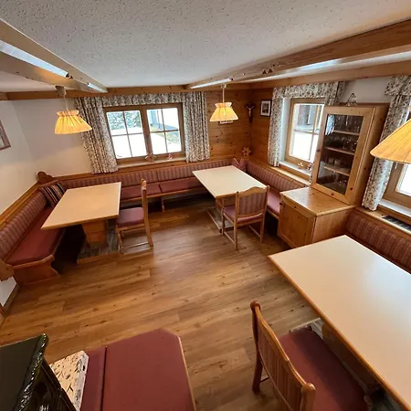 Mitterhaidgut Apartment *